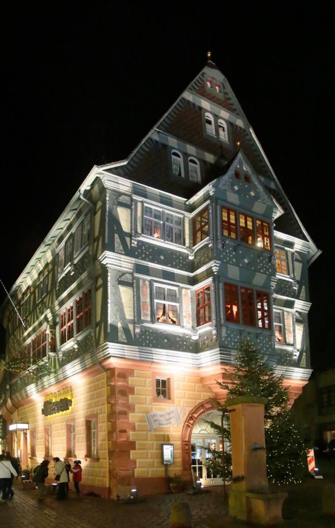 Hotel Zum Riesen - Aelteste Fuerstenherberge Deutschlands ミルテンベルク エクステリア 写真
