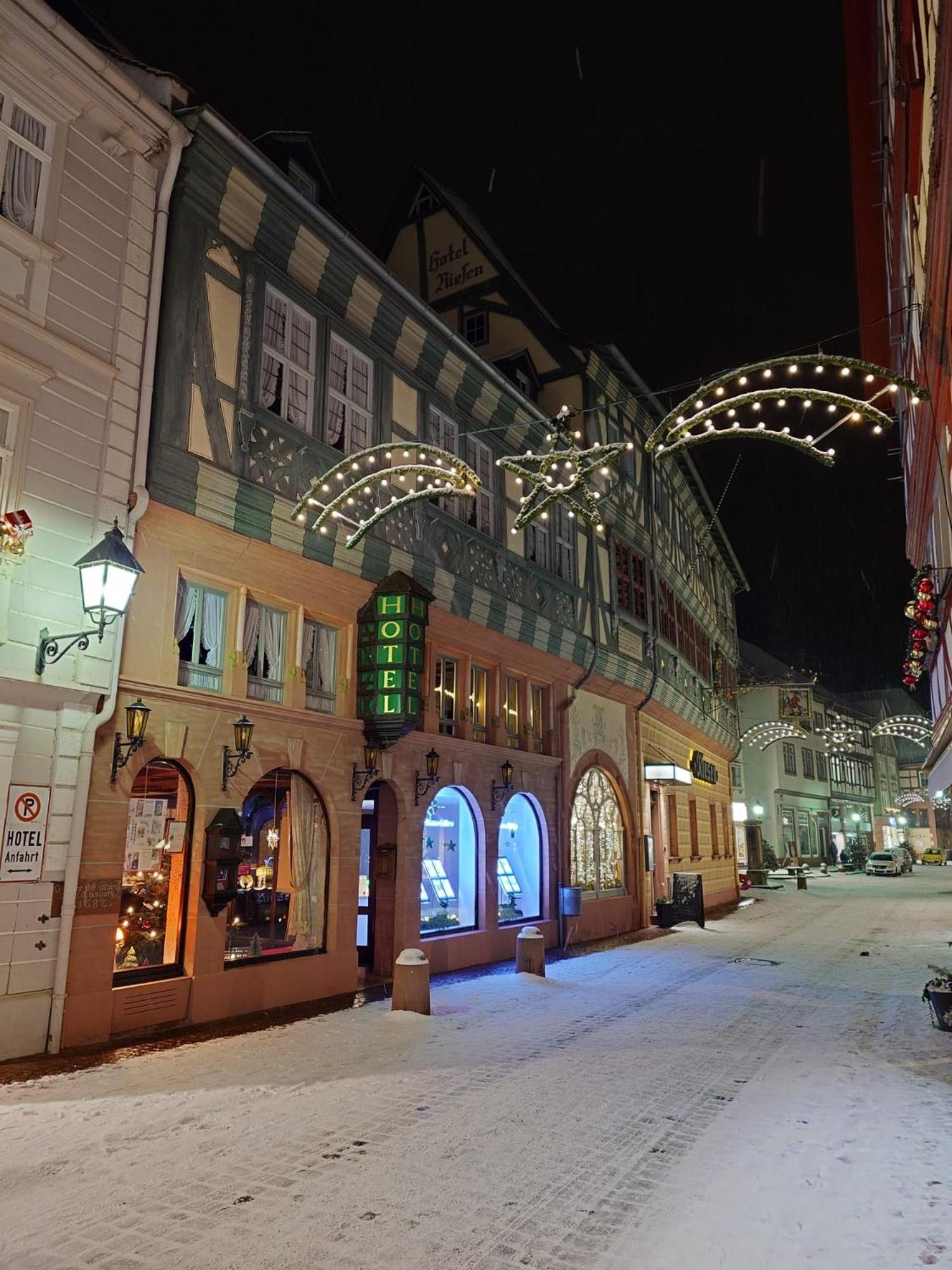 Hotel Zum Riesen - Aelteste Fuerstenherberge Deutschlands ミルテンベルク エクステリア 写真